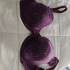 Maidenform Pink,Burgandy And BLUE Abstract Bra